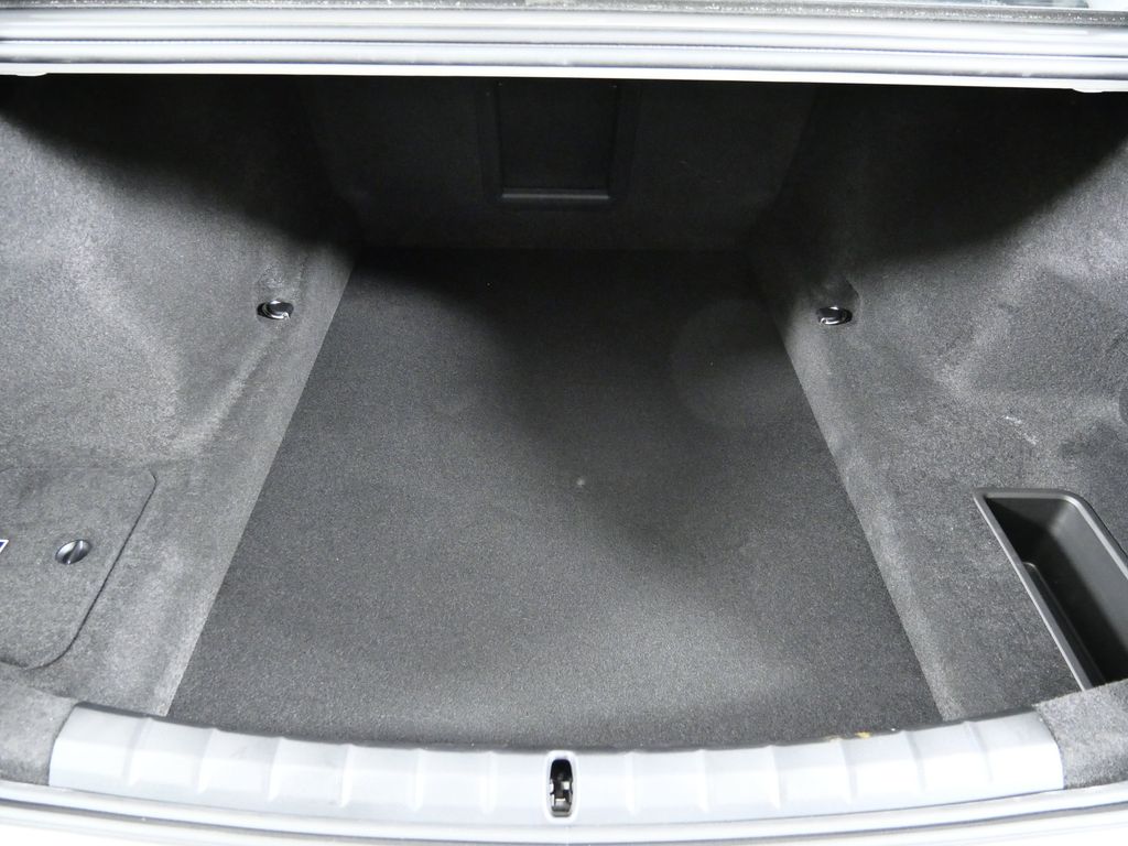 Thumbnail: 2026 BMW 7 Series - 28