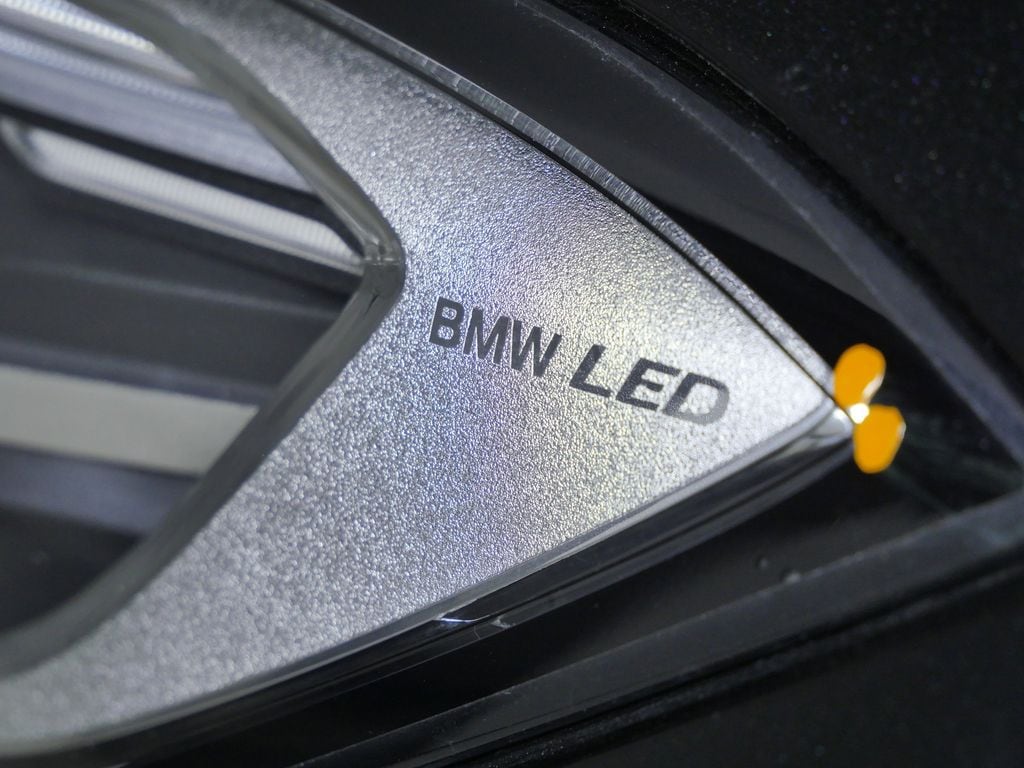 Thumbnail: 2022 BMW 3 Series - 5
