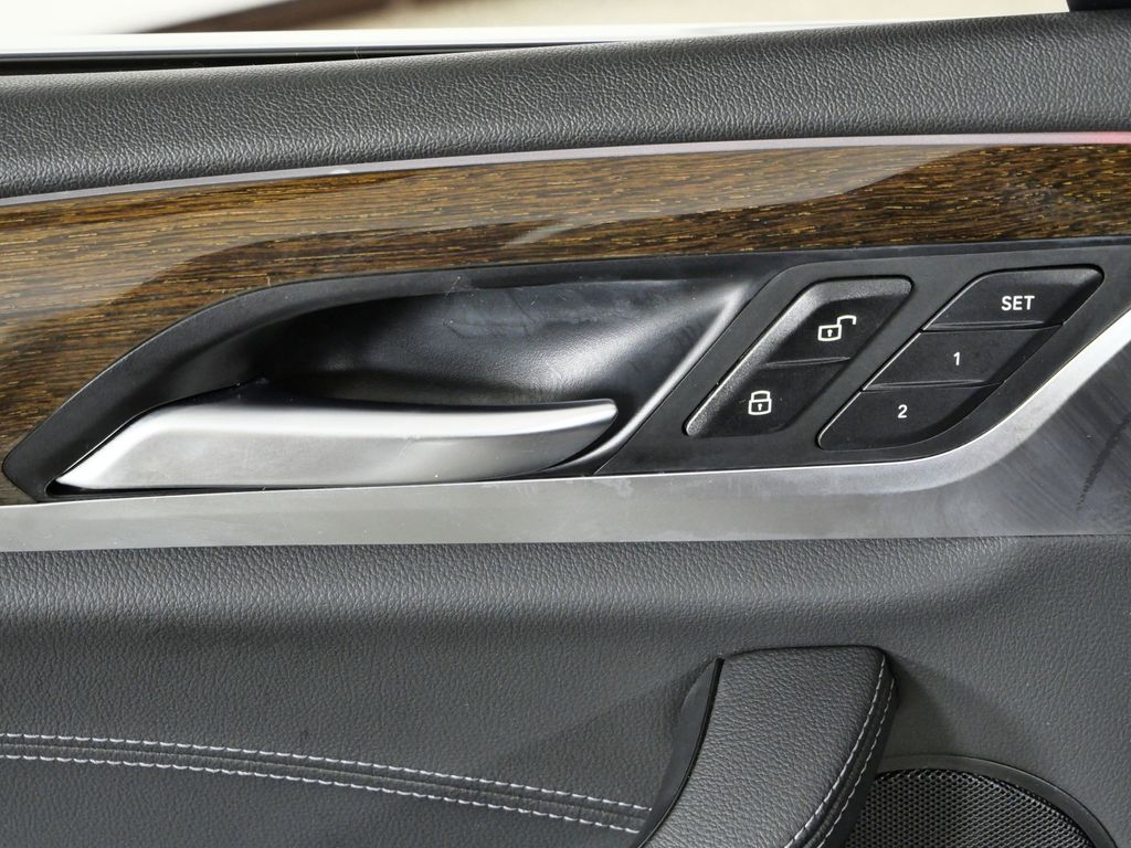 Thumbnail: 2021 BMW X4 - 37