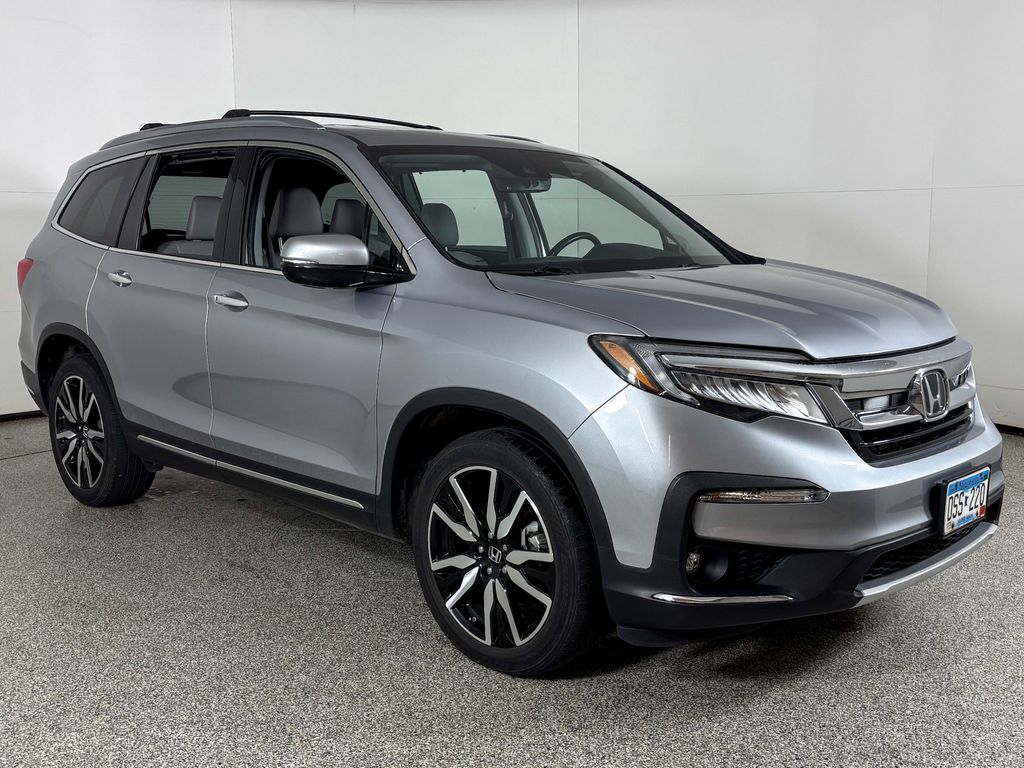 Thumbnail: 2019 Honda Pilot - 4