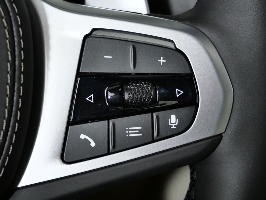 Thumbnail: 2026 BMW 8 Series - 41