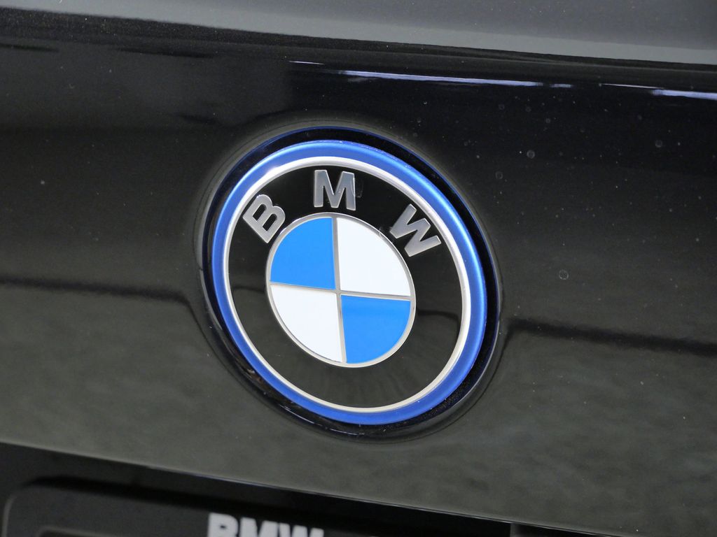 Thumbnail: 2026 BMW X5 - 11