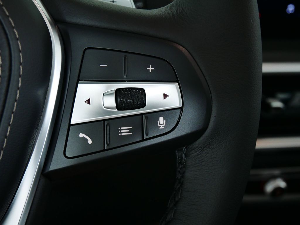 Thumbnail: 2026 BMW X5 - 39