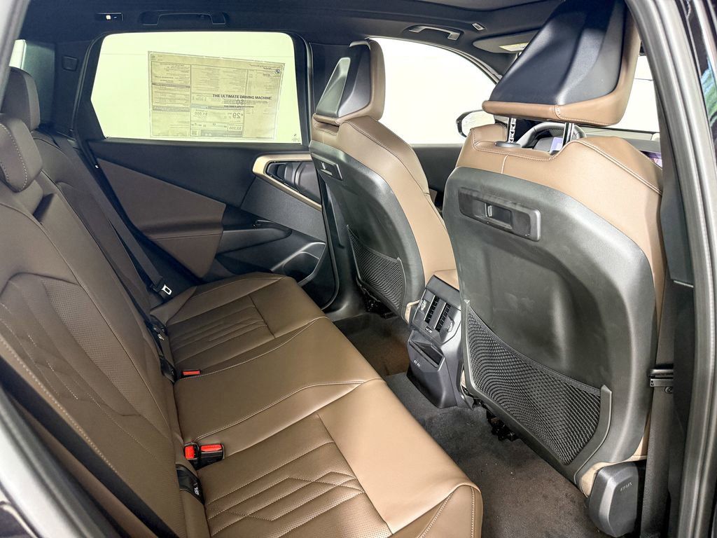 Thumbnail: 2025 BMW X3 - 25