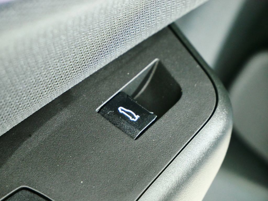 Thumbnail: 2025 BMW X3 - 36