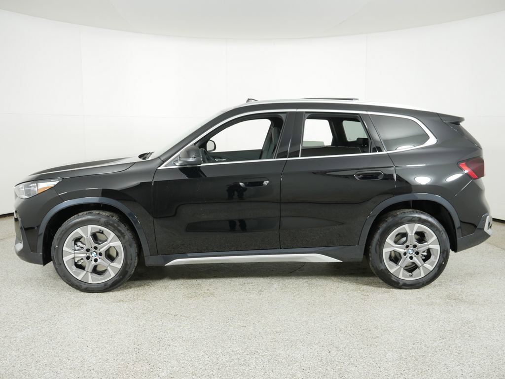 Thumbnail: 2025 BMW X1 - 16