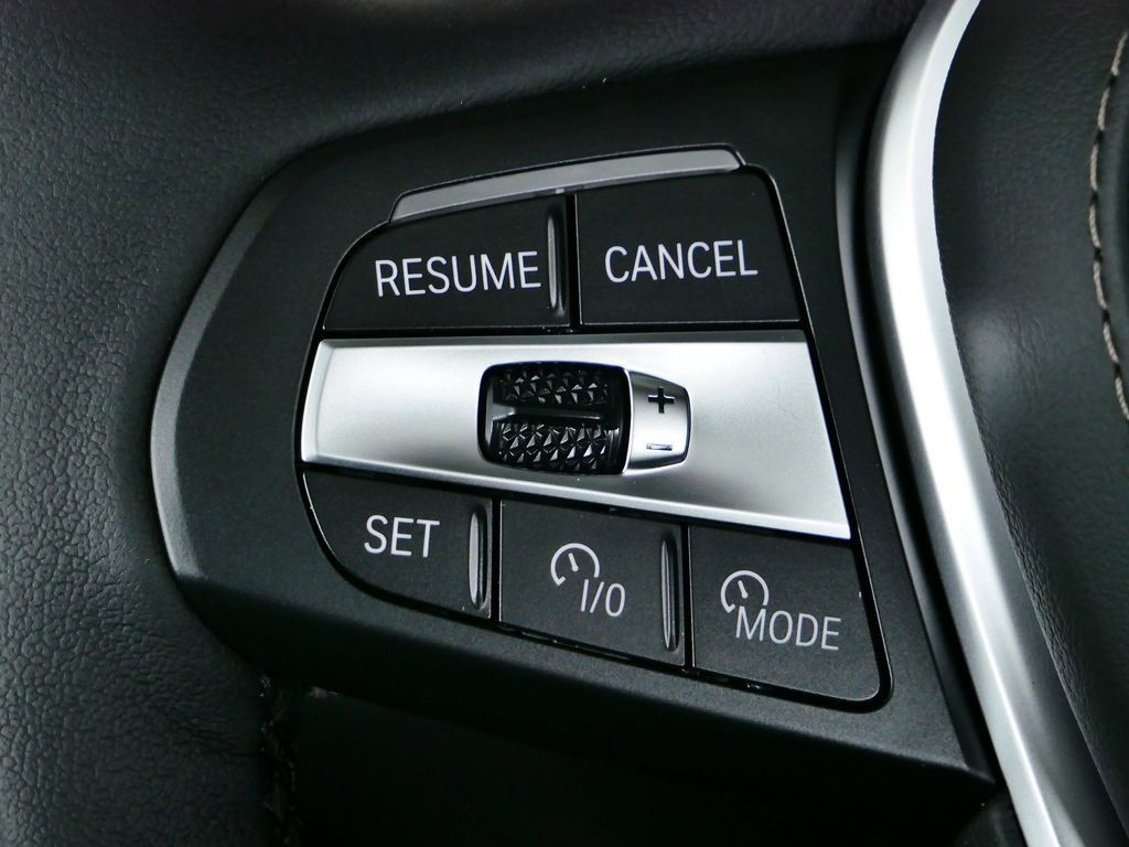 Thumbnail: 2026 BMW X5 - 40