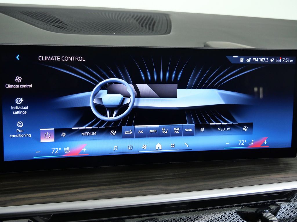 Thumbnail: 2026 BMW X7 - 46