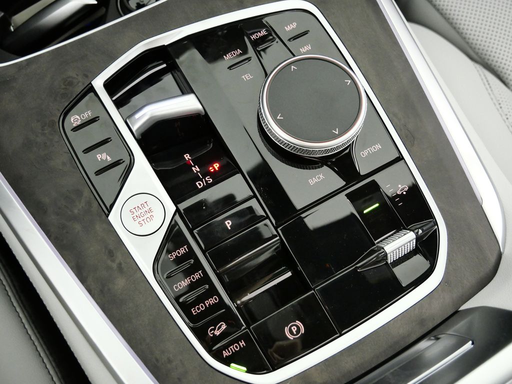 Thumbnail: 2026 BMW X5 - 48