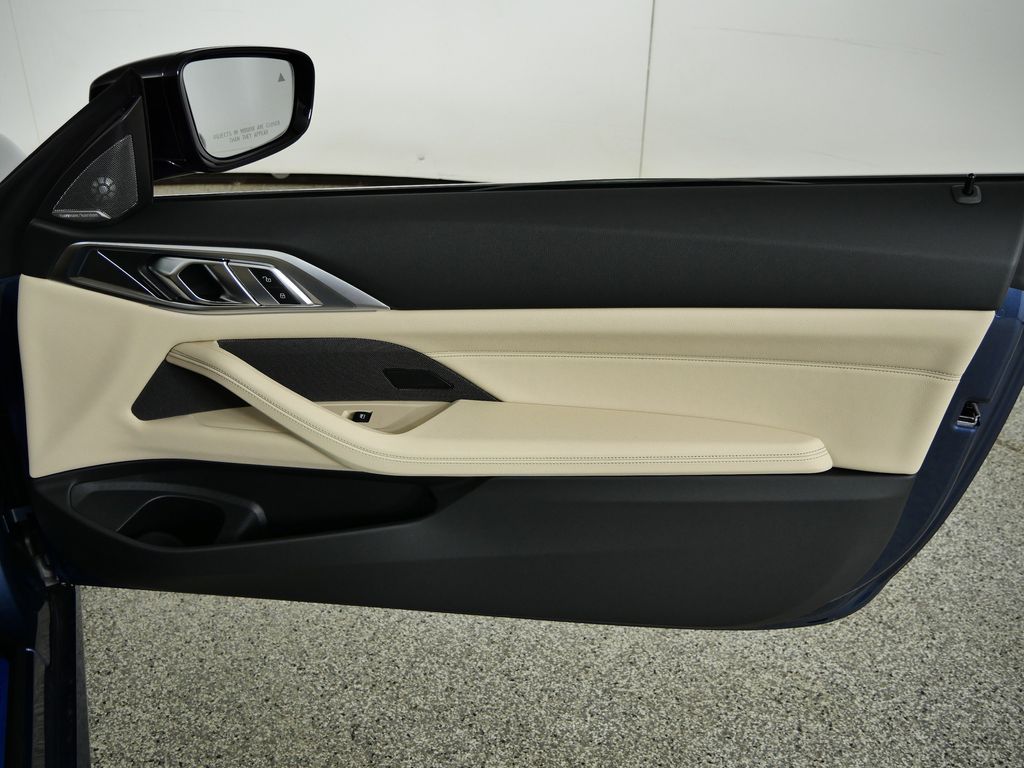 Thumbnail: 2026 BMW 4 Series - 19