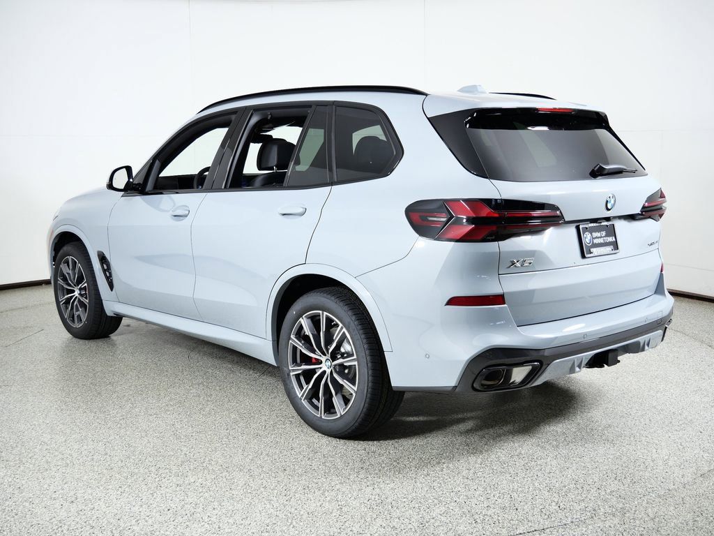 Thumbnail: 2026 BMW X5 - 16