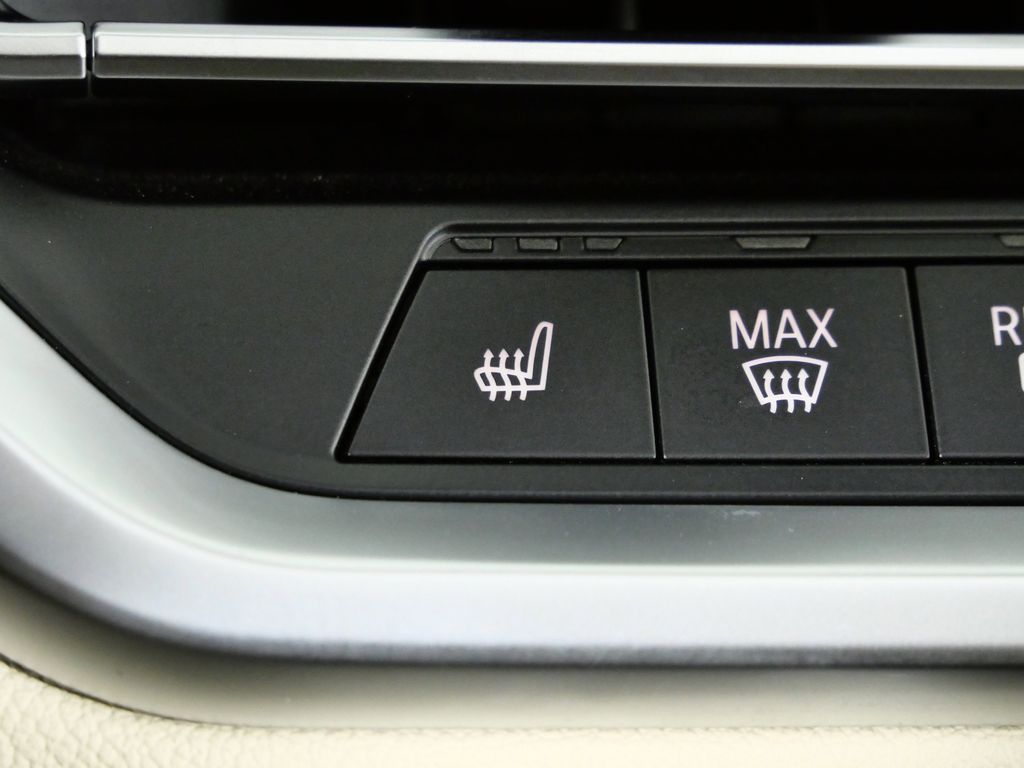 Thumbnail: 2020 BMW 3 Series - 48