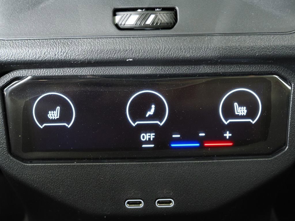 Thumbnail: 2025 BMW X3 - 31