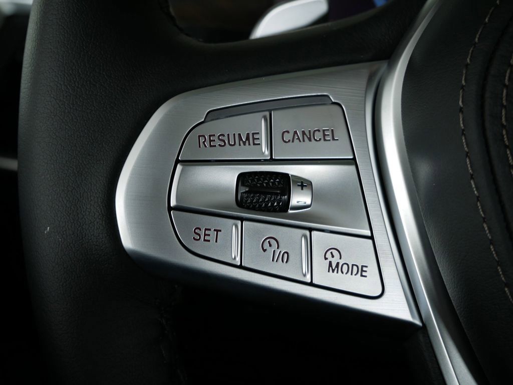 Thumbnail: 2026 BMW X7 - 39