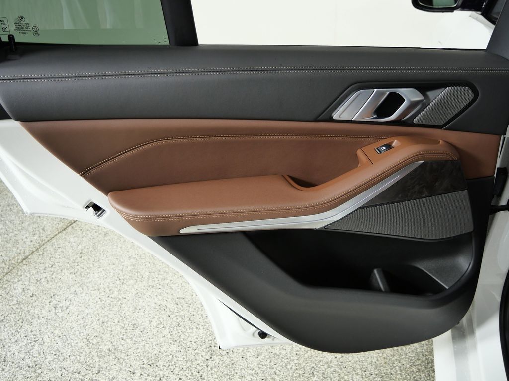 Thumbnail: 2026 BMW X5 - 32