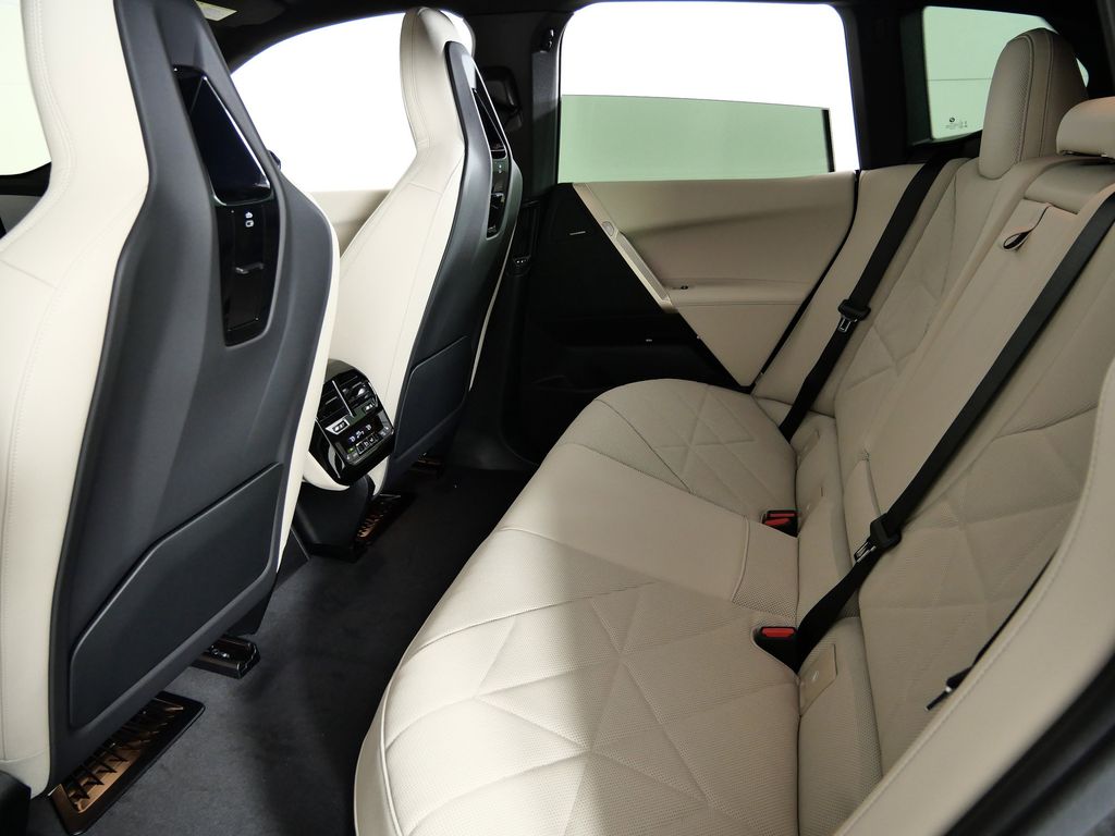 Thumbnail: 2026 BMW iX - 30