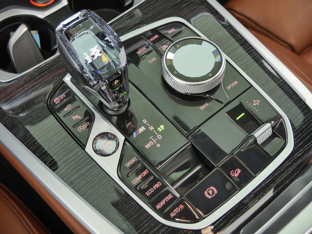 Thumbnail: 2021 BMW X7 - 49