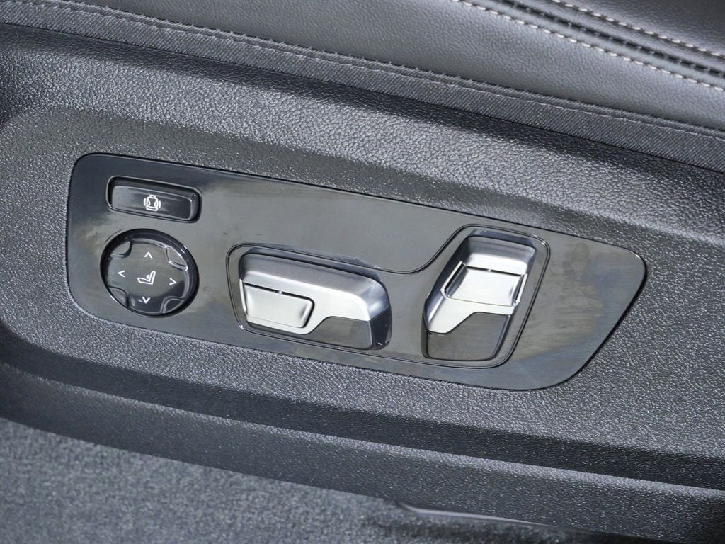 Thumbnail: 2026 BMW X5 - 39