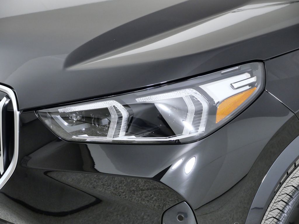 Thumbnail: 2026 BMW X1 - 3