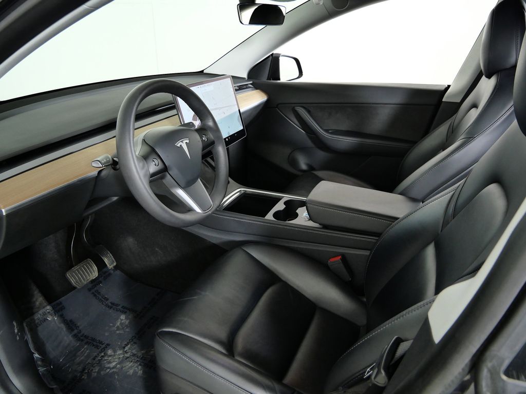 Thumbnail: 2021 Tesla Model Y - 33