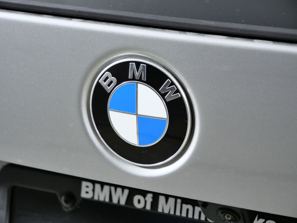 Thumbnail: 2026 BMW X1 - 11