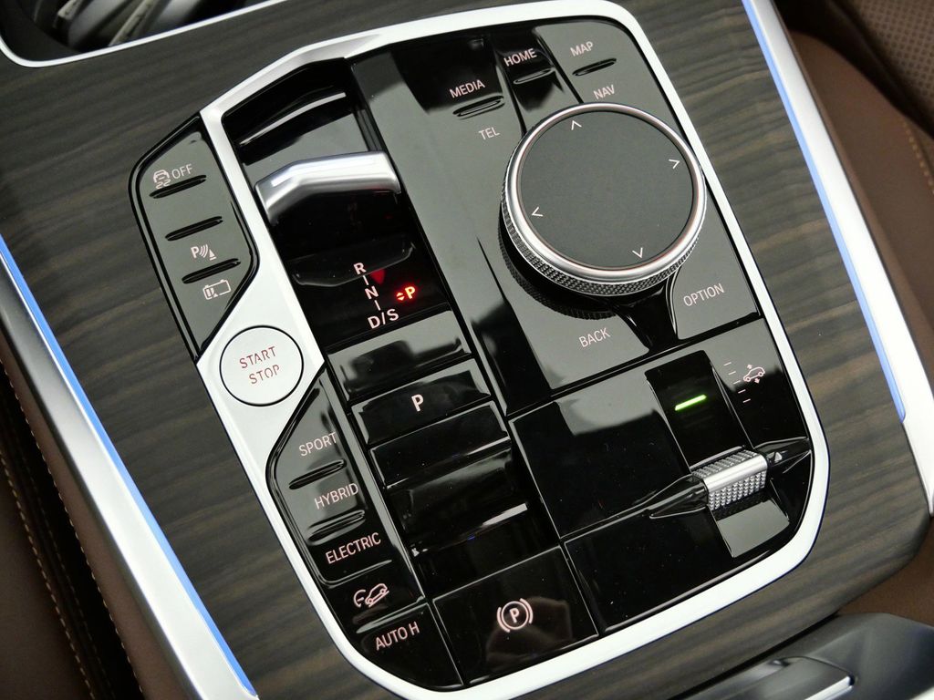 Thumbnail: 2026 BMW X5 - 48