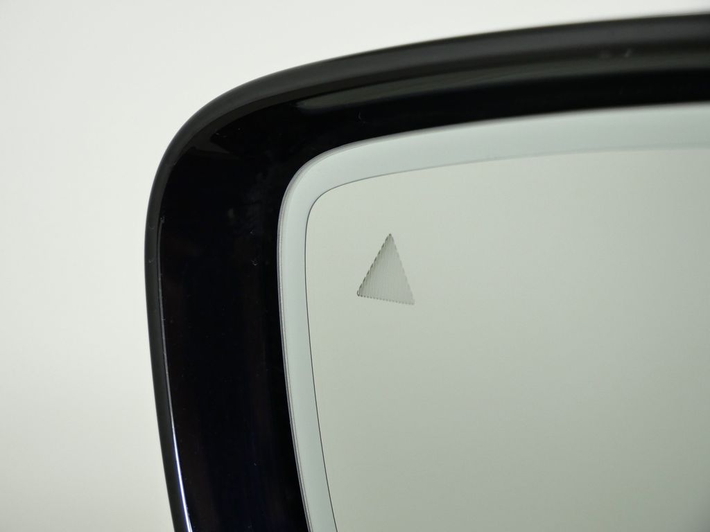 Thumbnail: 2026 BMW M3 - 35