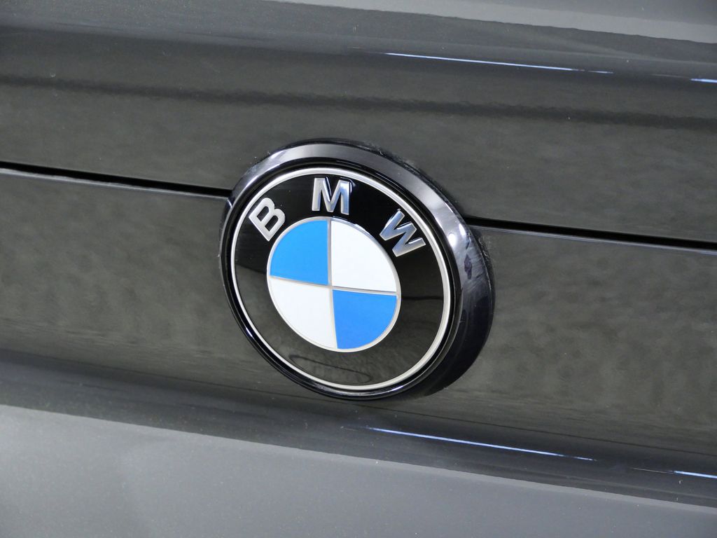 Thumbnail: 2026 BMW X6 - 11