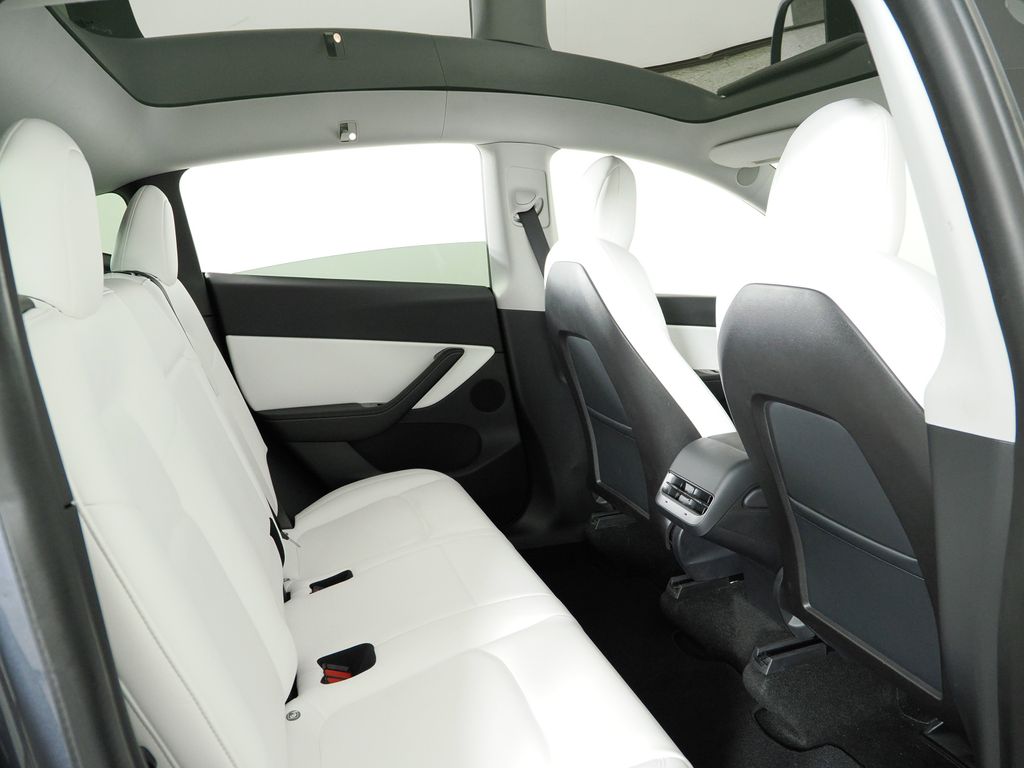Thumbnail: 2020 Tesla Model Y - 22