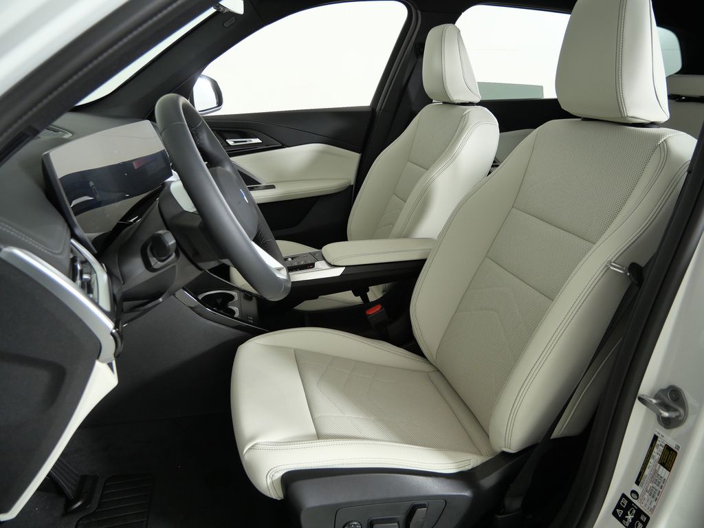 Thumbnail: 2026 BMW X1 - 33