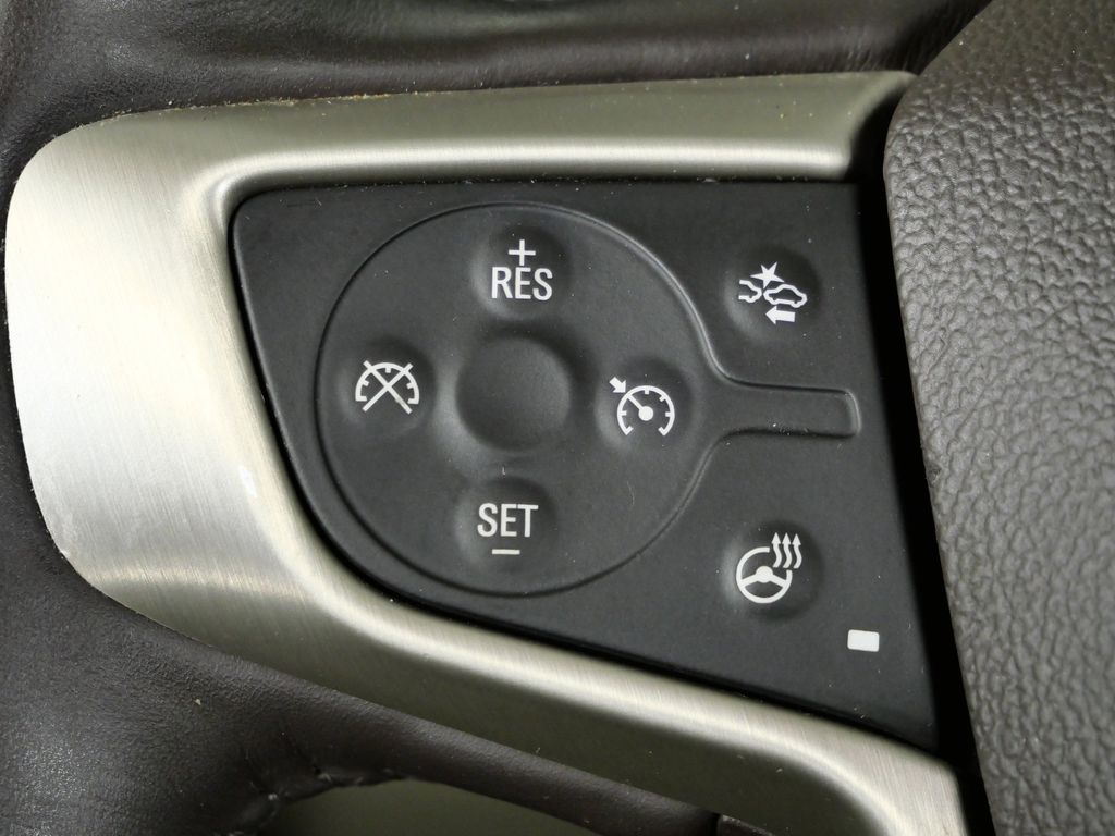 Thumbnail: 2017 GMC Acadia - 41