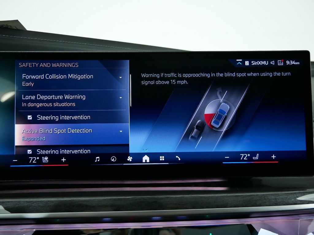 Thumbnail: 2024 BMW i7 - 43