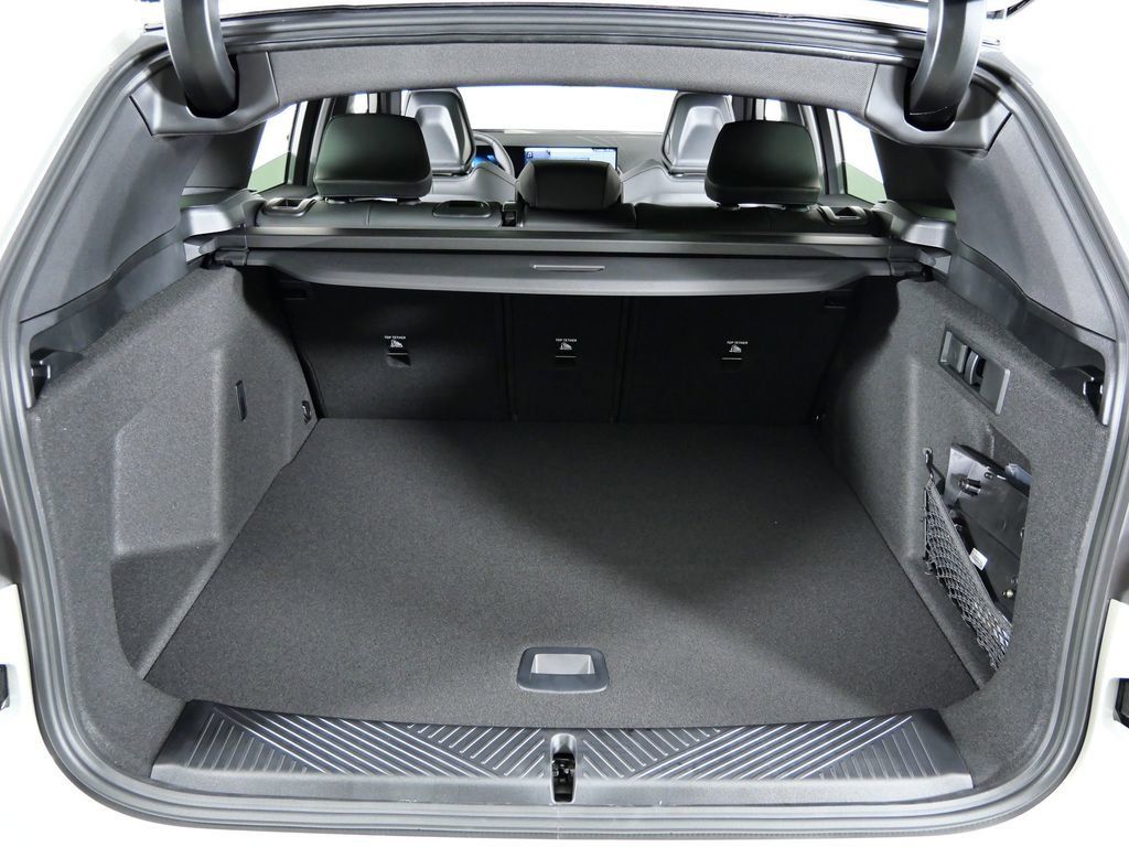 Thumbnail: 2026 BMW X3 - 29