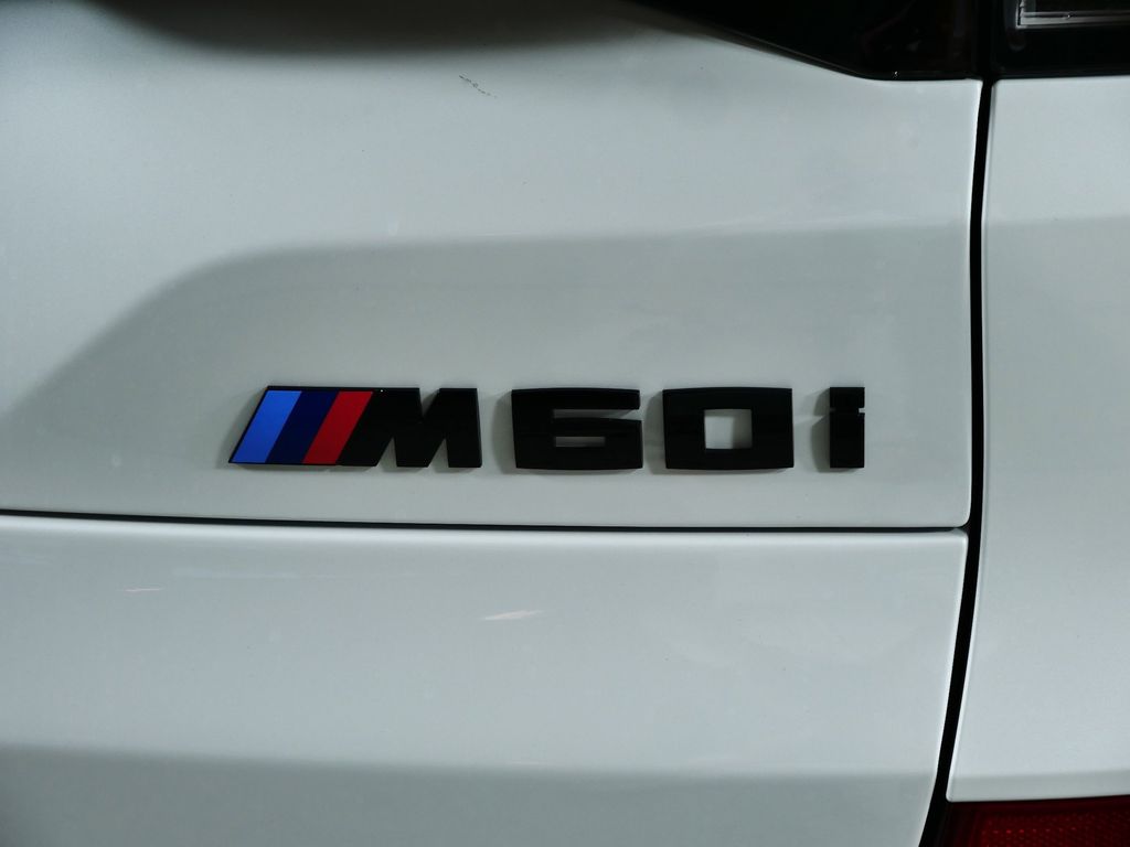 Thumbnail: 2026 BMW X5 - 10