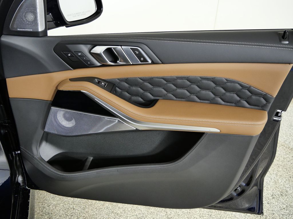 Thumbnail: 2026 BMW X5 - 19