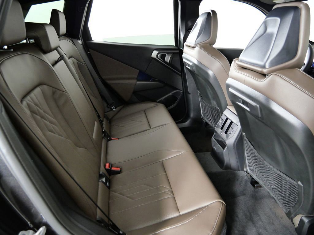 Thumbnail: 2026 BMW X3 - 25