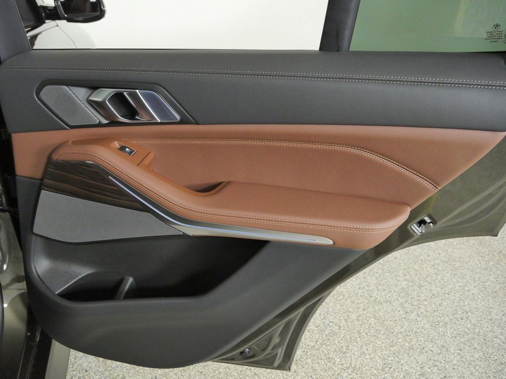 Thumbnail: 2026 BMW X5 - 25