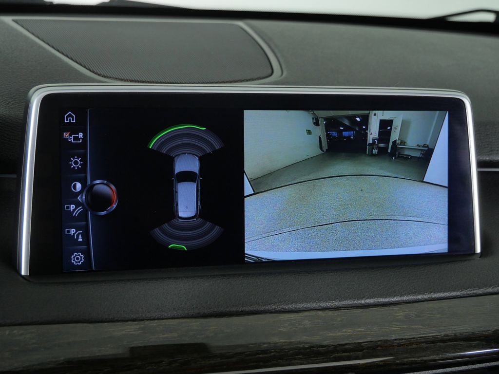 Thumbnail: 2017 BMW X5 - 50