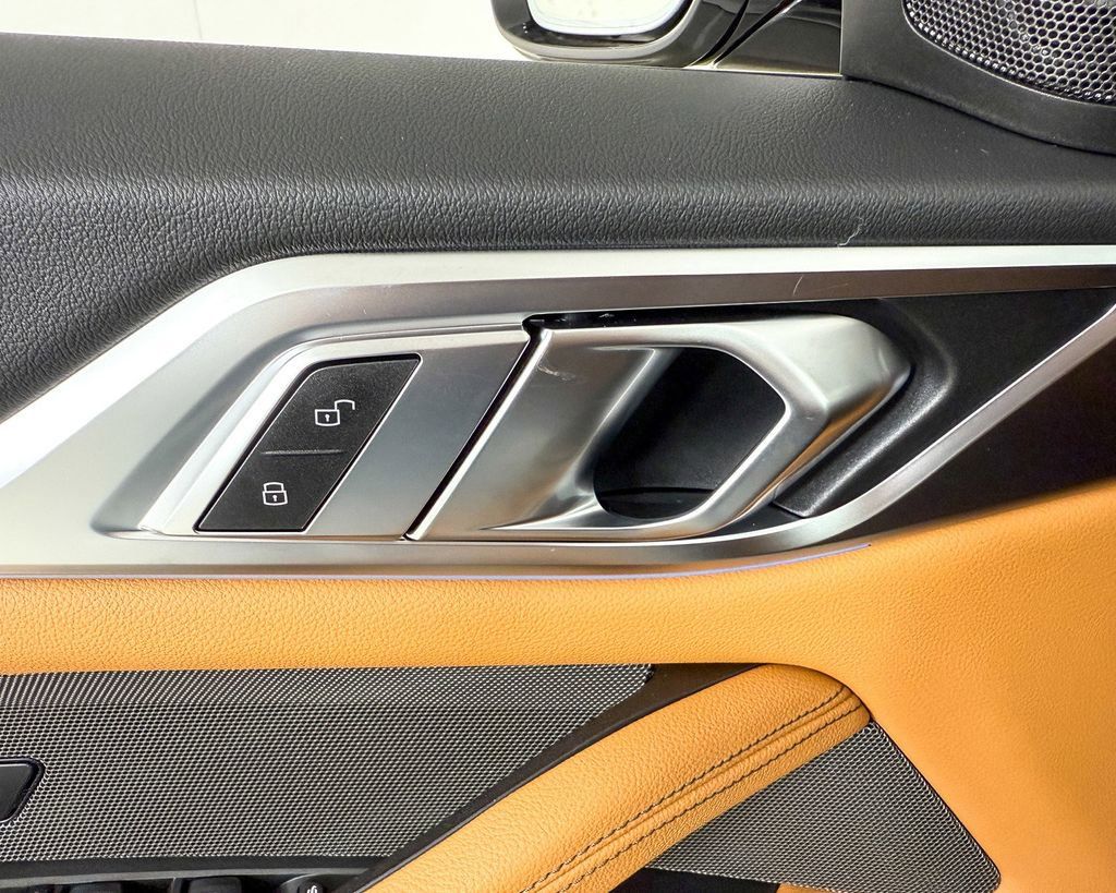 Thumbnail: 2025 BMW i4 - 38