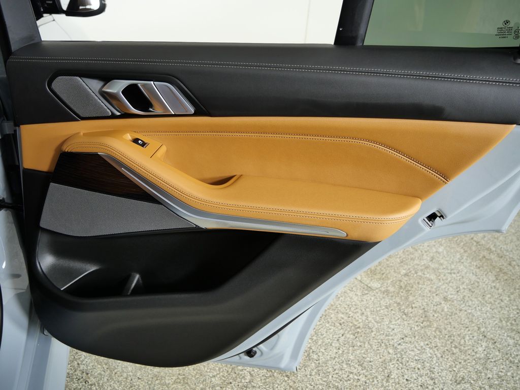 Thumbnail: 2026 BMW X5 - 25