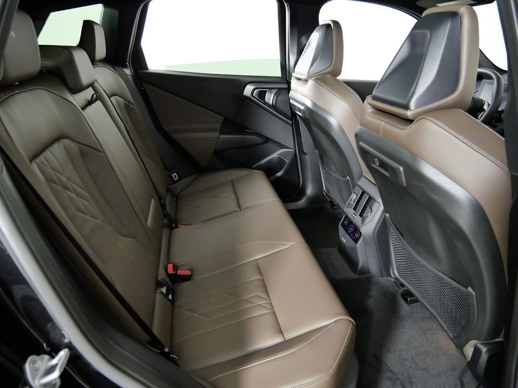 Thumbnail: 2026 BMW X3 - 25