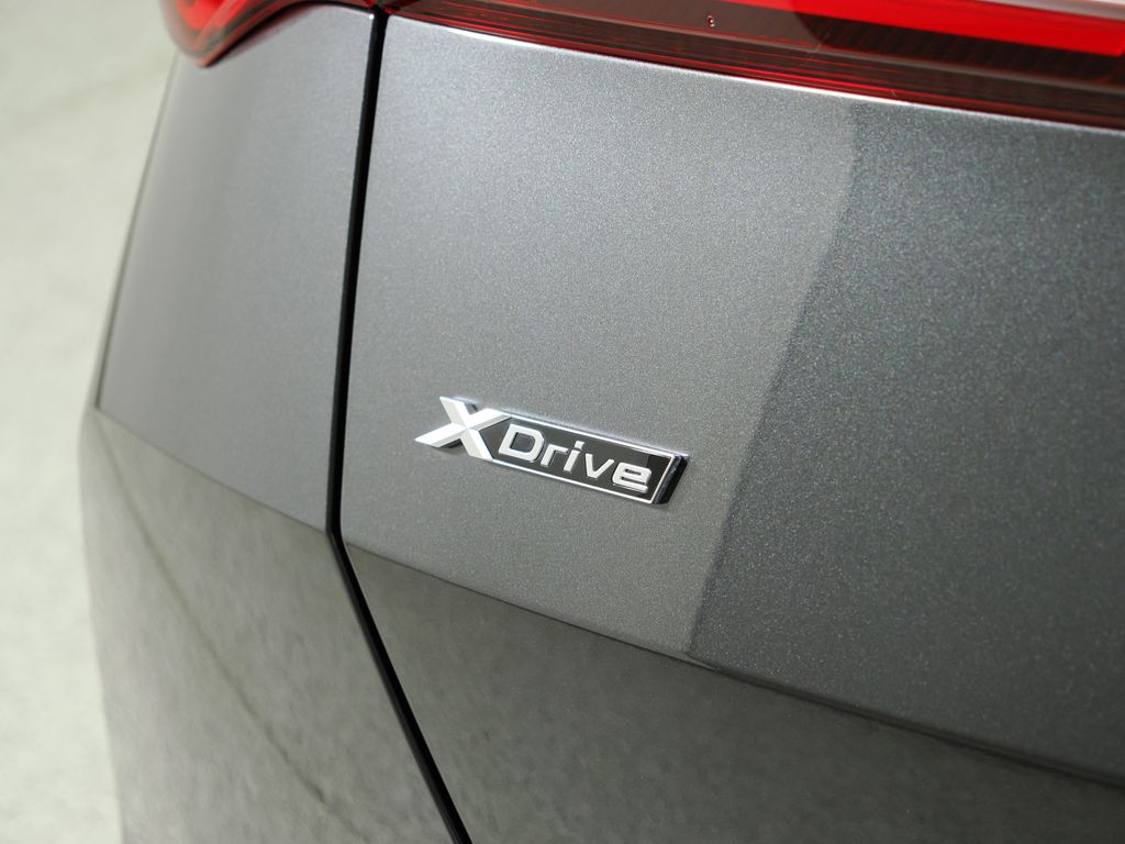 Thumbnail: 2025 BMW X3 - 12