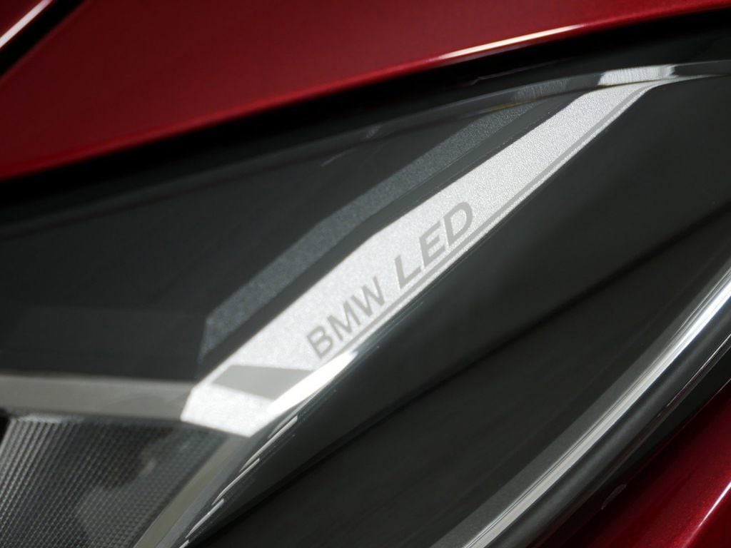 Thumbnail: 2025 BMW i4 - 19