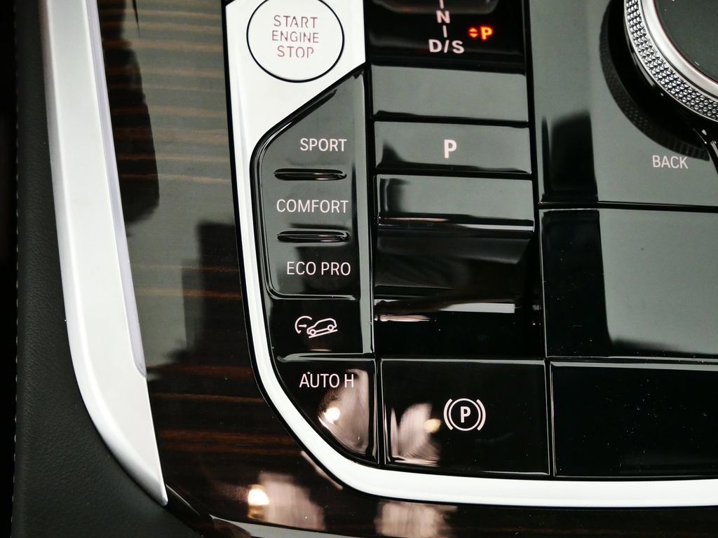 Thumbnail: 2026 BMW X5 - 43