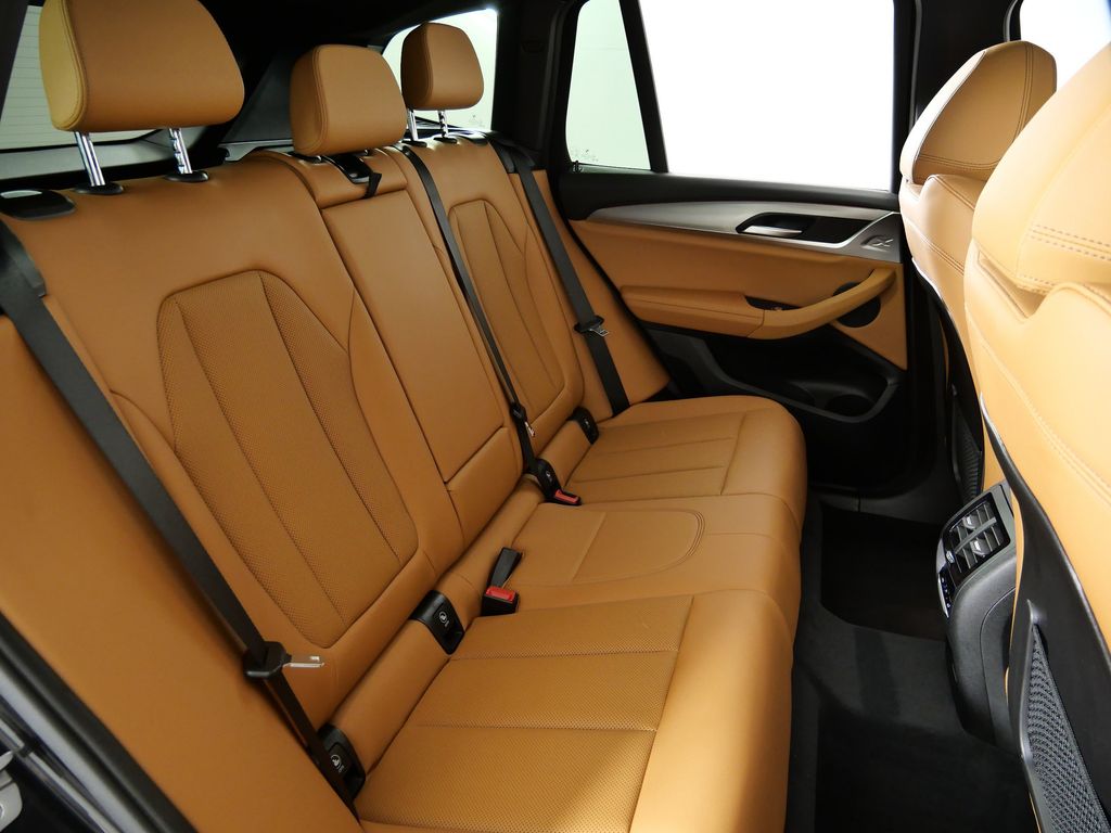 Thumbnail: 2023 BMW X3 - 31