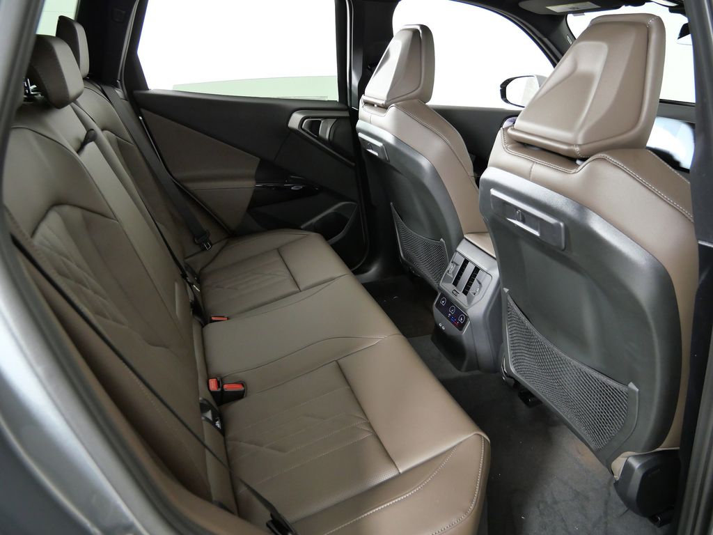 Thumbnail: 2026 BMW X3 - 25