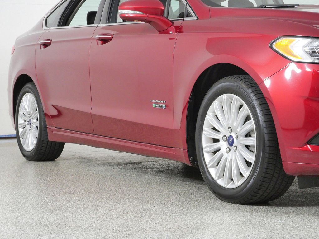 Thumbnail: 2013 Ford Fusion - 7
