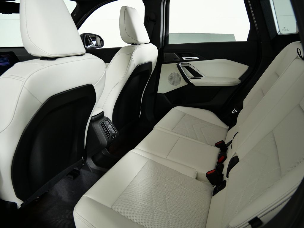 Thumbnail: 2026 BMW X1 - 29