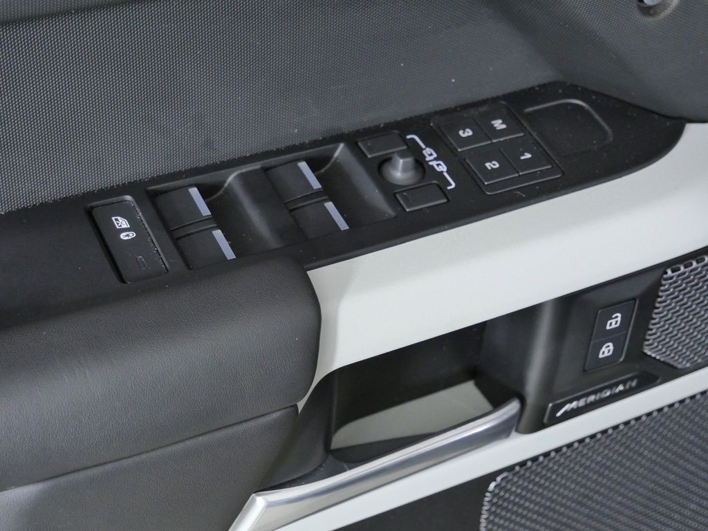 Thumbnail: 2024 Land Rover Defender - 35