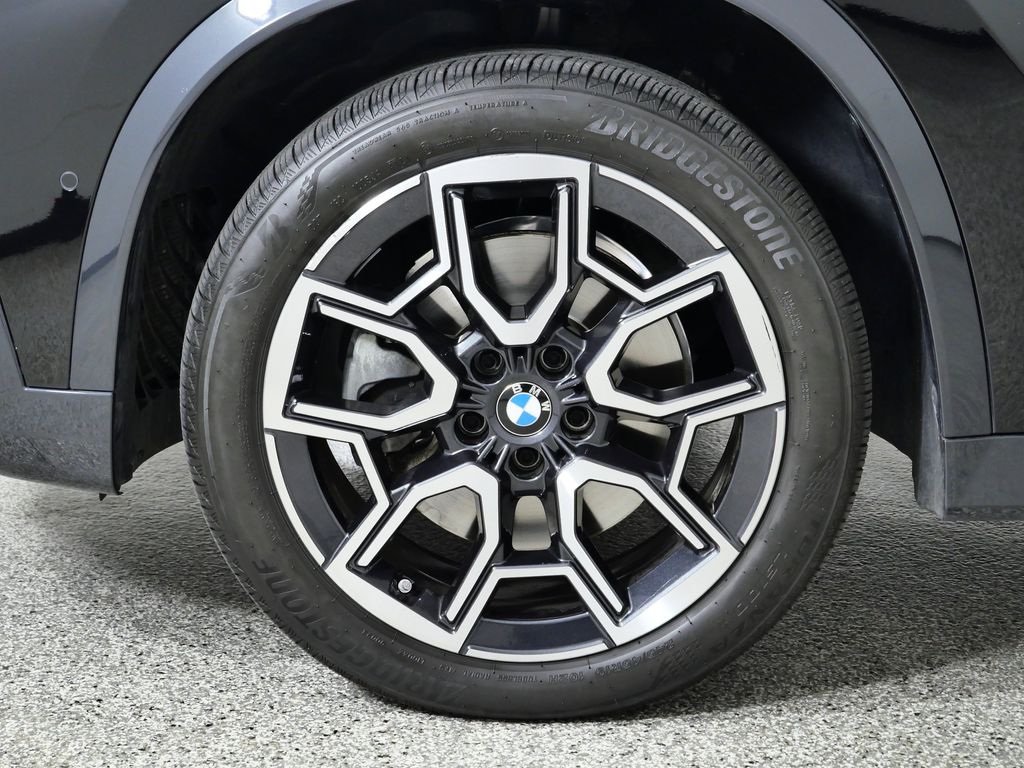 Thumbnail: 2025 BMW X1 - 21